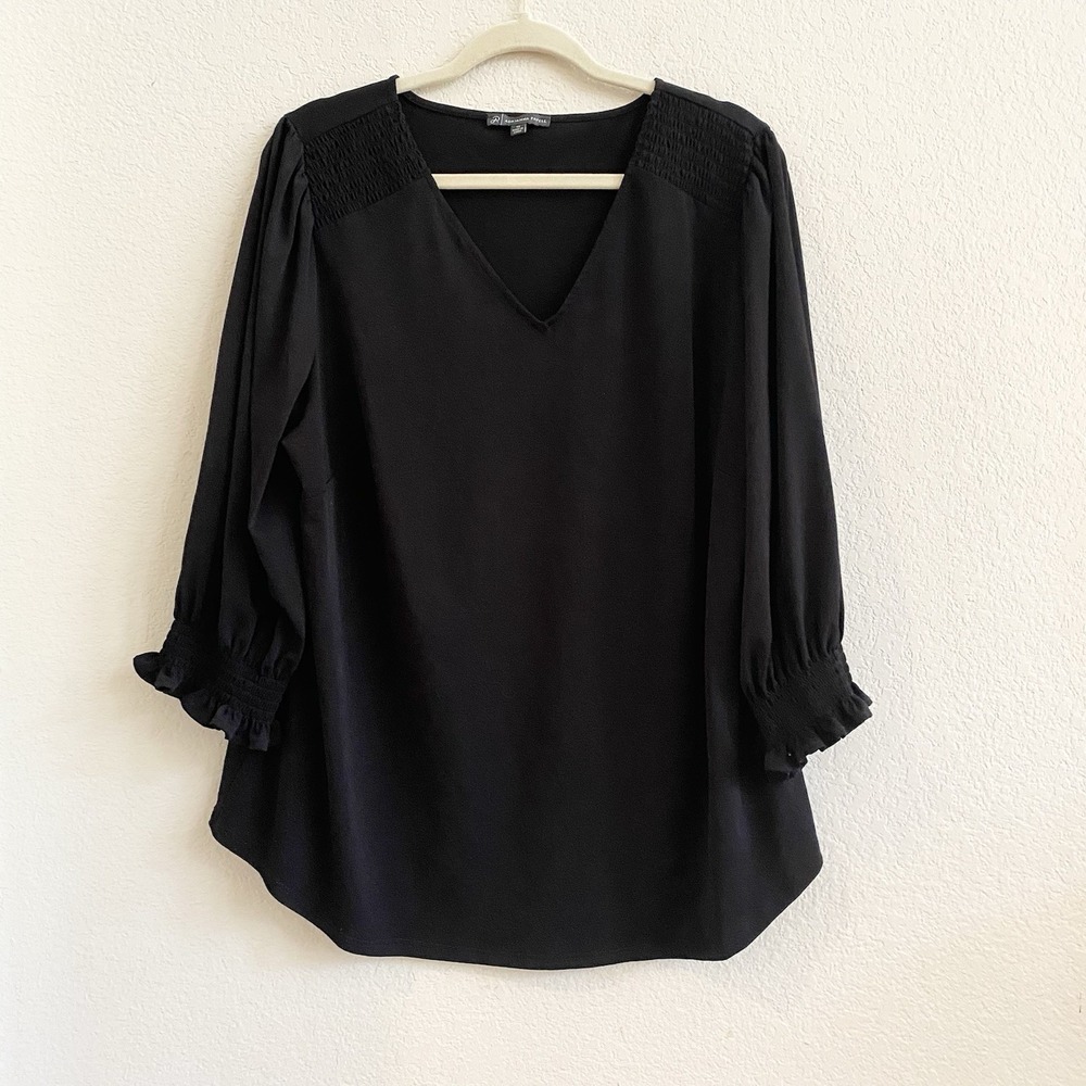 Adrianna Papell Women's Solid V-Neckline Long Sleeve Top Black Size 1X